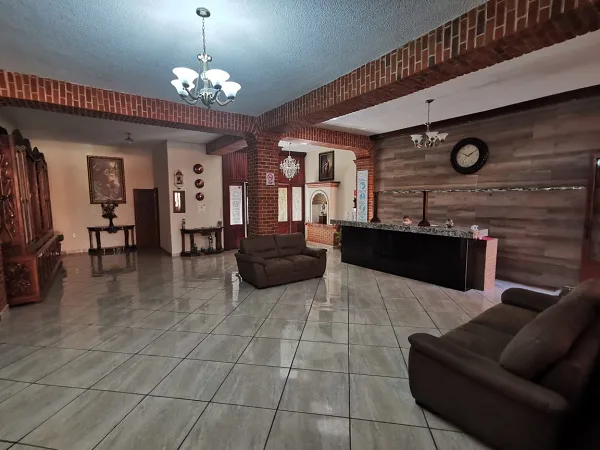 HOTEL EN VENTA EN TEQUISQUIAPAN