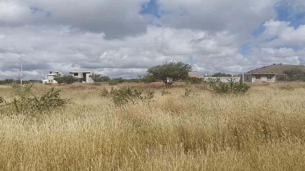 VENTA DE TERRENO EN COLONIA SANTA FE EN TEQUISQUIAPAN QRO