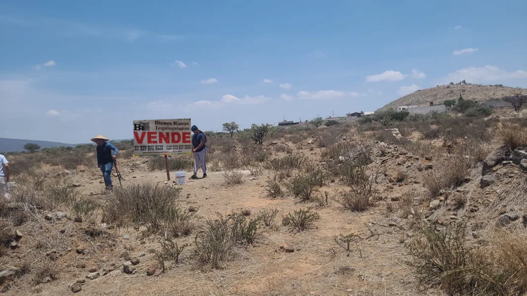 HECTAREAS EN VENTA SOBRE CARRETERA TEQUISQUIAPAN QRO