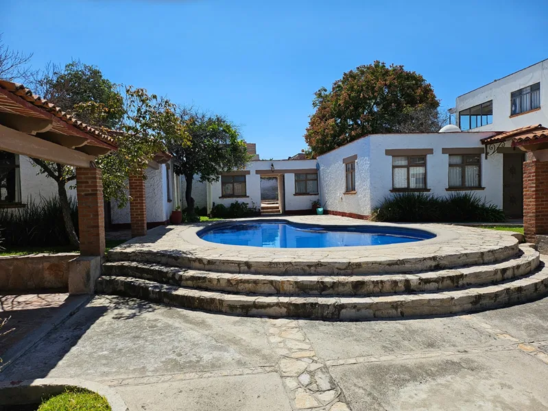 CASA EN VENTA EN EL CORAZÓN DE TEQUISQUIAPAN QUERETARO