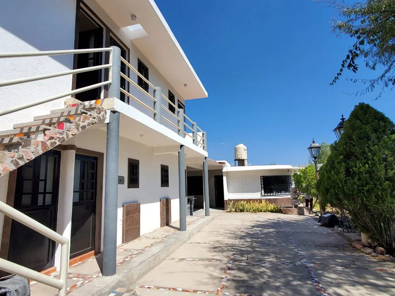 VENTA/RENTA DE CASA EN TEQUISQUIAPAN PARA AIRBND O DE HUESPEDES