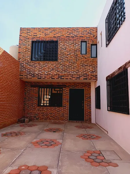 CASA EN VENTA EN COLONIA SANTA FE EN TEQUISQUIAPAN QRO