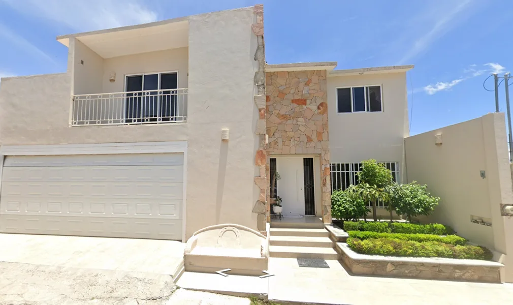 RESIDENCIA EN VENTA EN COMUNIDAD DE LA TRINIDAD EN TEQUISQUIAPAN QRO